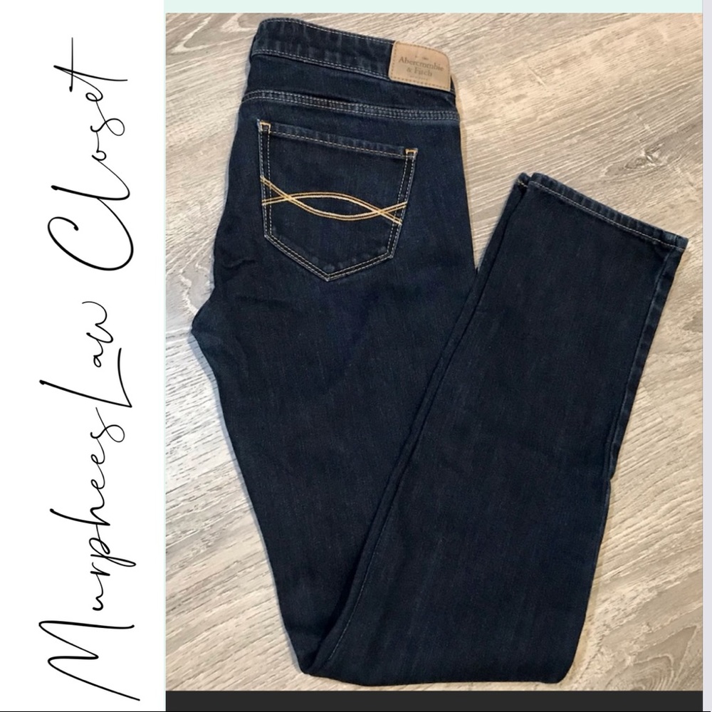 Abercrombie & Fitch Skinny  Jeans Size 2S W26 L31